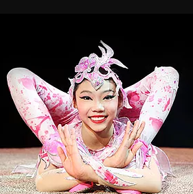 Chinese Acrobats 24